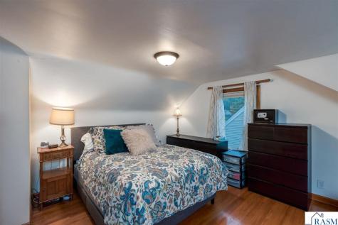 1204 N 4th Street Mankato MN 56001