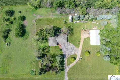 35851 County Road 104 St. James MN 56081