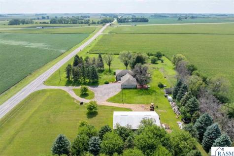 35851 County Road 104 St. James MN 56081