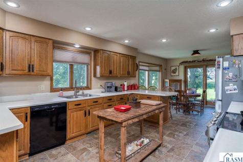 35851 County Road 104 St. James MN 56081