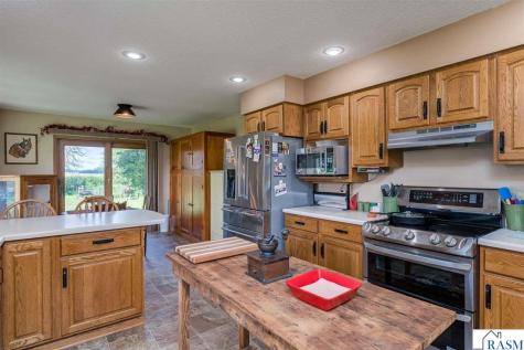 35851 County Road 104 St. James MN 56081