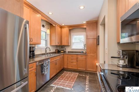 227 Johnson Street Mankato MN 56001