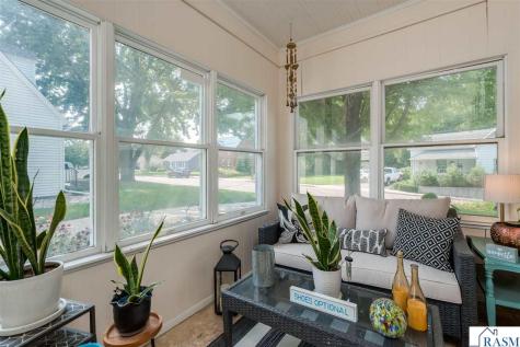 227 Johnson Street Mankato MN 56001