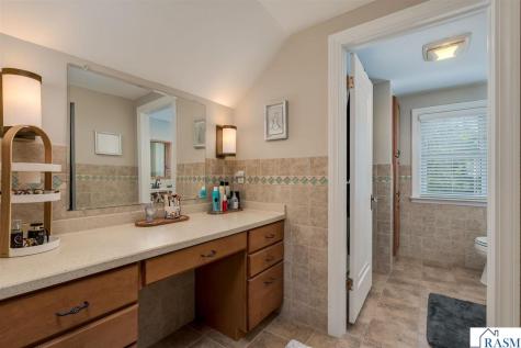227 Johnson Street Mankato MN 56001