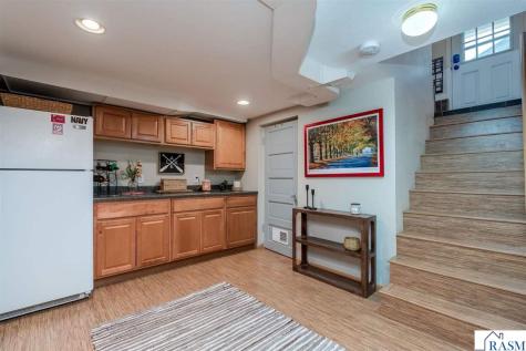 227 Johnson Street Mankato MN 56001
