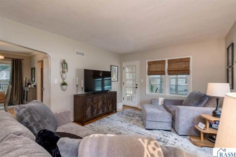 227 Johnson Street Mankato MN 56001
