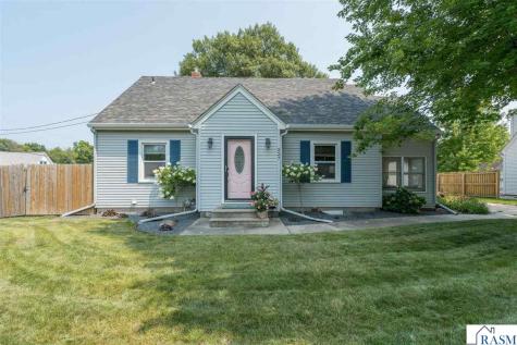 227 Johnson Street Mankato MN 56001