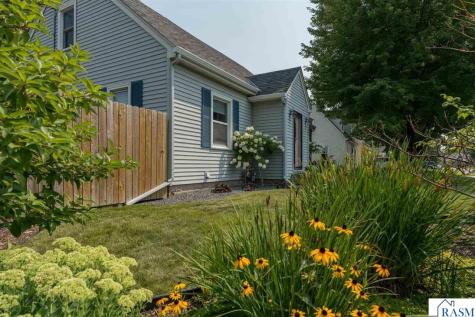 227 Johnson Street Mankato MN 56001