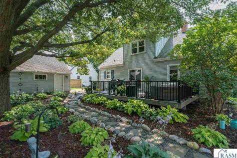 227 Johnson Street Mankato MN 56001