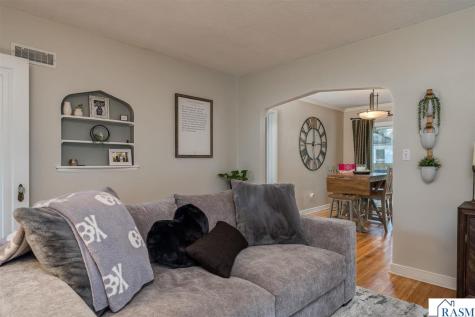 227 Johnson Street Mankato MN 56001