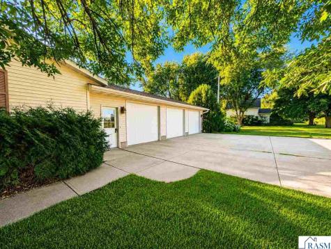 55 Elm Street Easton MN 56025