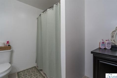728 Winona Street Mankato MN 56001