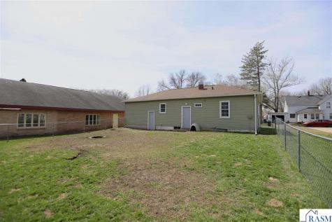 220 SE Adams Avenue Madelia MN 56062
