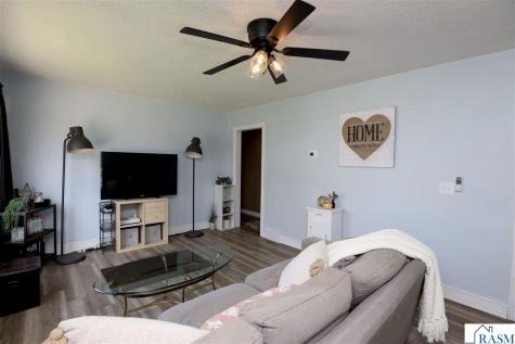 220 SE Adams Avenue Madelia MN 56062