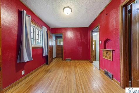 613 S Broadway Street New Ulm MN 56073