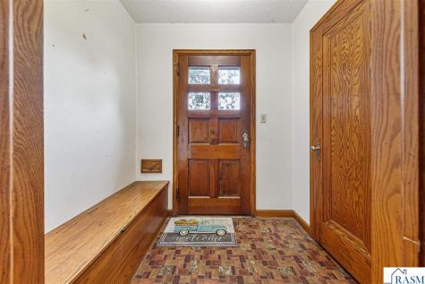 613 S Broadway Street New Ulm MN 56073