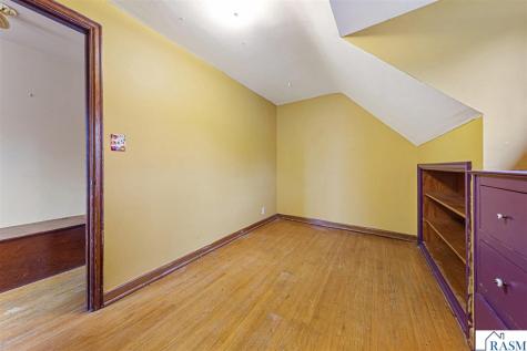 613 S Broadway Street New Ulm MN 56073