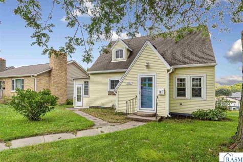 613 S Broadway Street New Ulm MN 56073