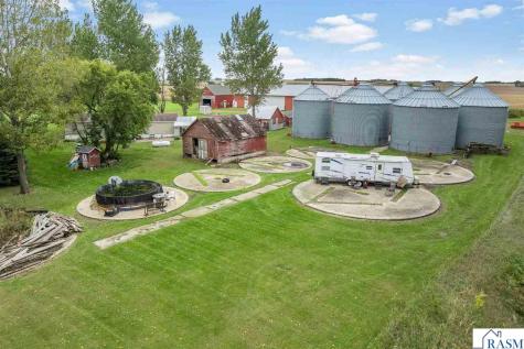 13462 620th Avenue Mapleton MN 56065