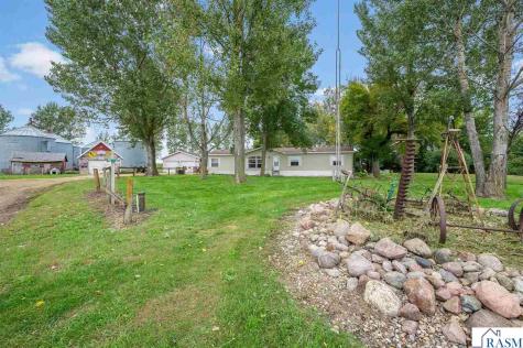 13462 620th Avenue Mapleton MN 56065