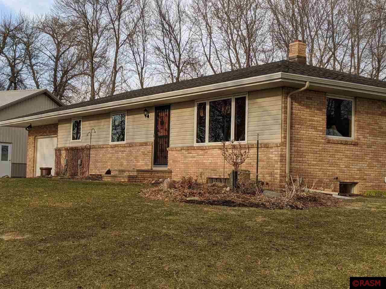 31077 601st Avenue Winthrop MN 55396