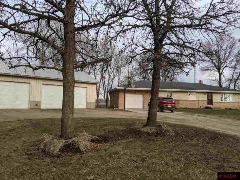 31077 601st Avenue Winthrop MN 55396