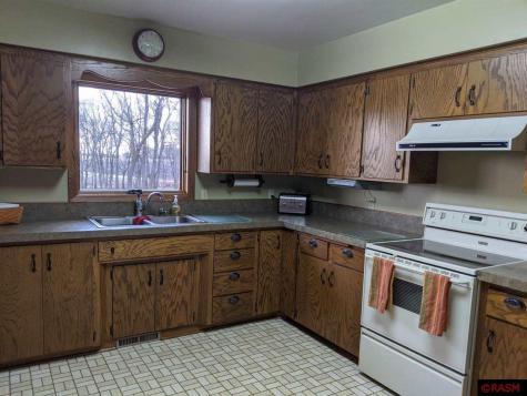 31077 601st Avenue Winthrop MN 55396
