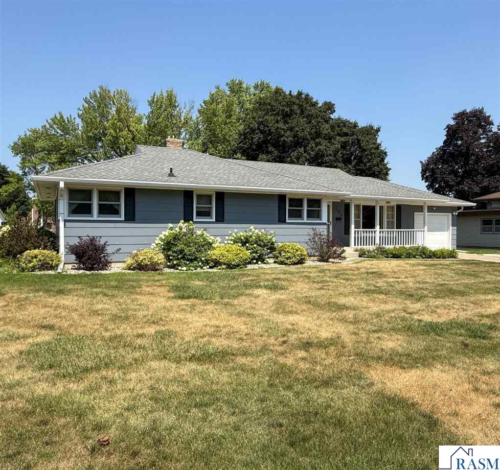 103 Camelsback Road New Ulm MN 56073