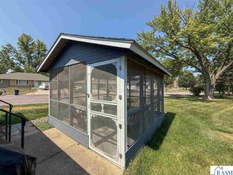 103 Camelsback Road New Ulm MN 56073