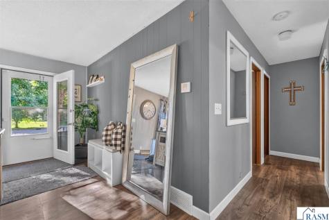 618 N 1 Street Waterville MN 56096