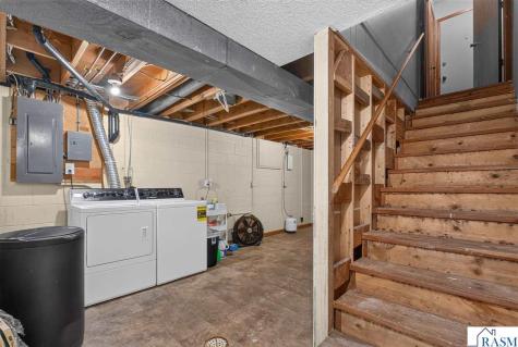 618 N 1 Street Waterville MN 56096