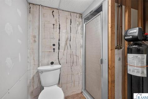 618 N 1 Street Waterville MN 56096