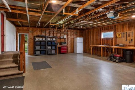 618 N 1 Street Waterville MN 56096