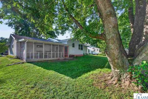 618 N 1 Street Waterville MN 56096