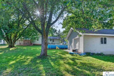 618 N 1 Street Waterville MN 56096