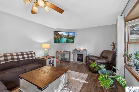 618 N 1 Street Waterville MN 56096