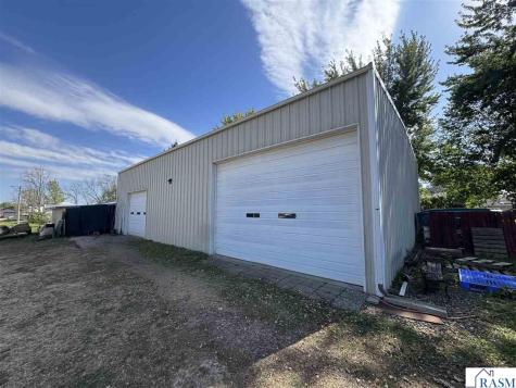 209 S Teal Street Janesville MN 56048