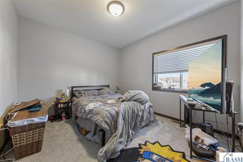 2194 Rolling Green Trail North Mankato MN 56003
