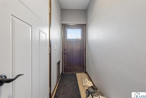 2194 Rolling Green Trail North Mankato MN 56003