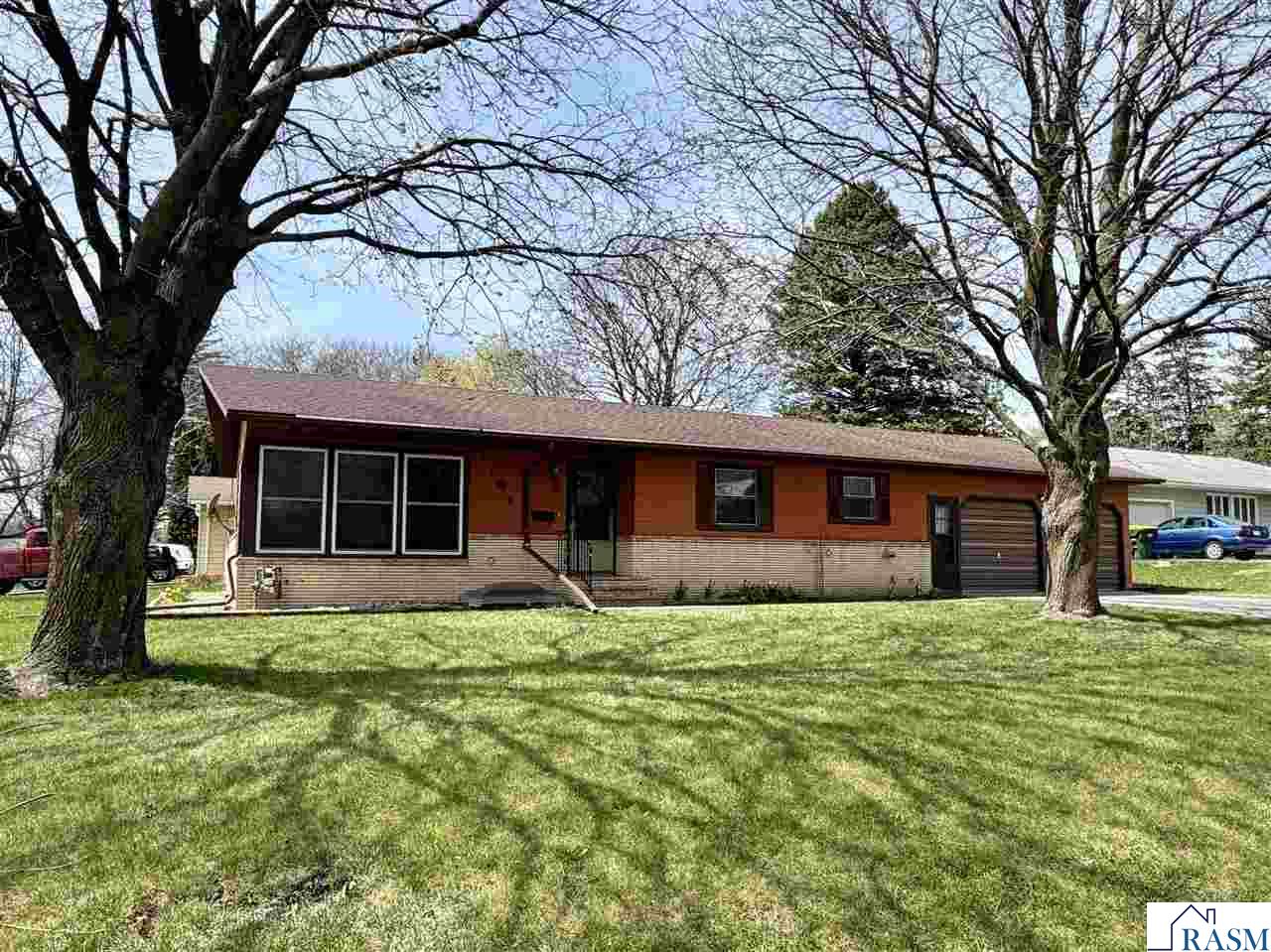1101 N Armstrong Boulevard St. James MN 56081-1208
