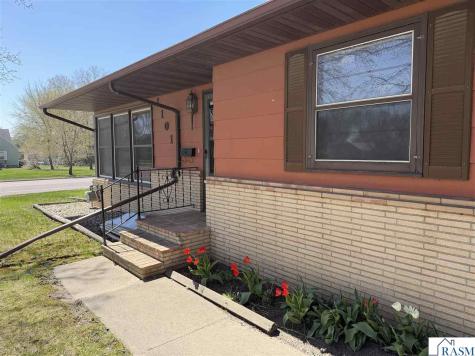 1101 N Armstrong Boulevard St. James MN 56081-1208
