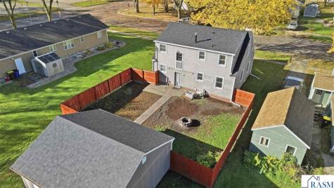 557 SE 2nd Avenue Wells MN 56097
