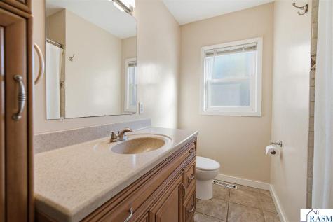 557 SE 2nd Avenue Wells MN 56097
