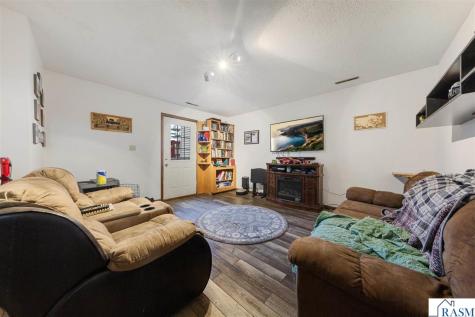 220 S Montgomery Avenue Le Center MN 56057