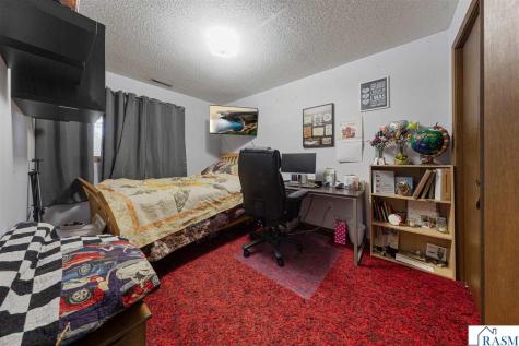220 S Montgomery Avenue Le Center MN 56057