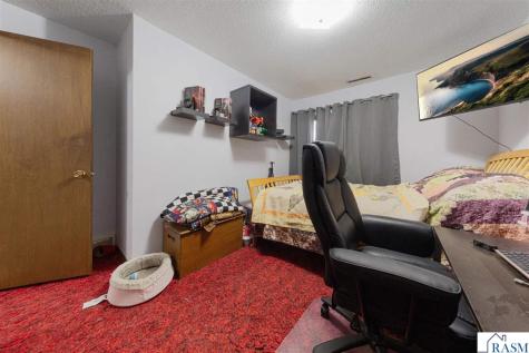 220 S Montgomery Avenue Le Center MN 56057