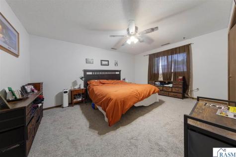 220 S Montgomery Avenue Le Center MN 56057