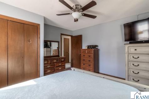 725 S Minnesota Street New Ulm MN 56073