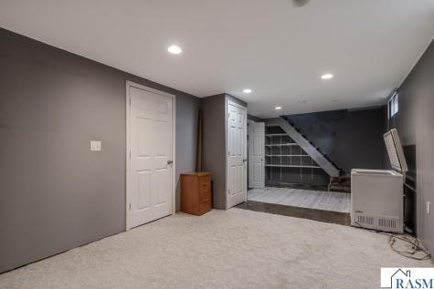 725 S Minnesota Street New Ulm MN 56073