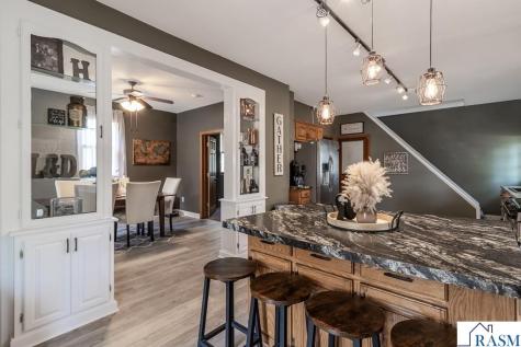 725 S Minnesota Street New Ulm MN 56073